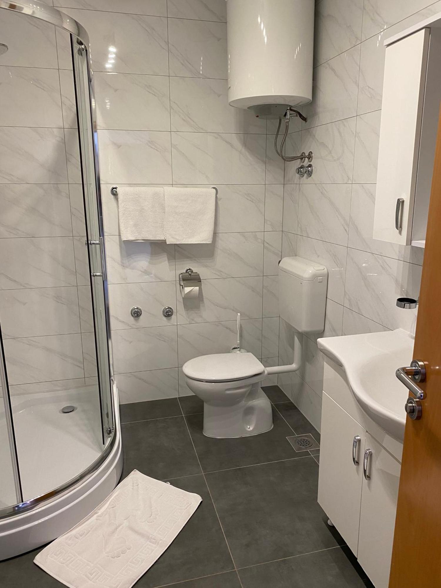 Villa Jasmin Bol Luaran gambar