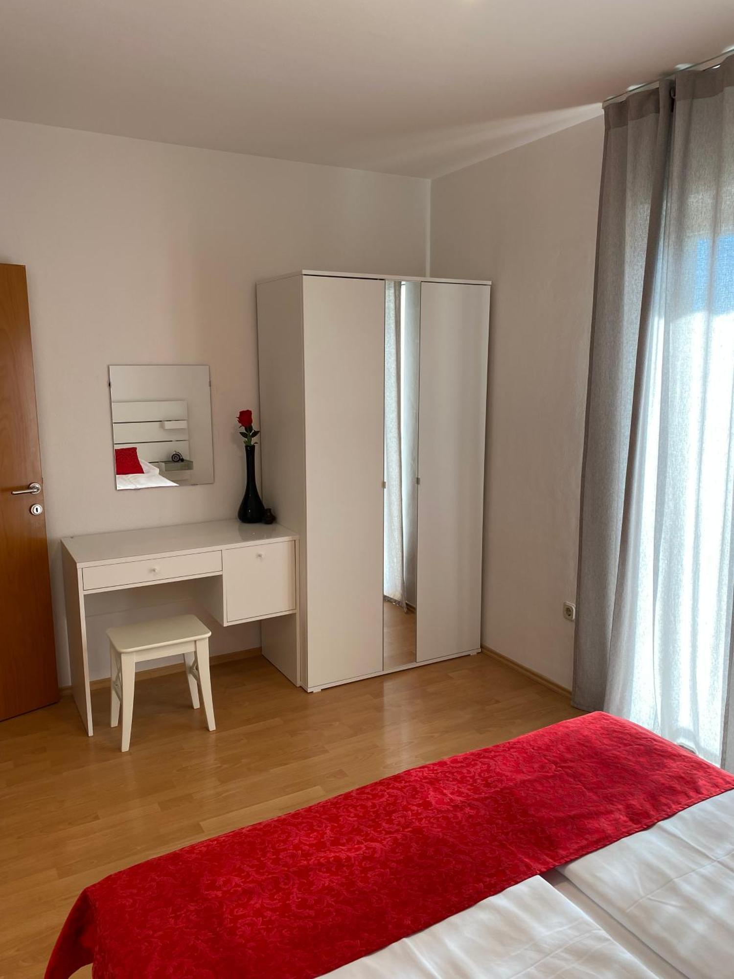 Villa Jasmin Bol Luaran gambar