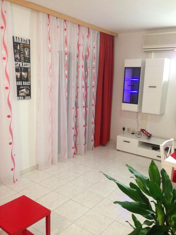 Villa Jasmin Bol Luaran gambar