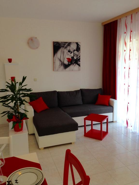 Villa Jasmin Bol Luaran gambar