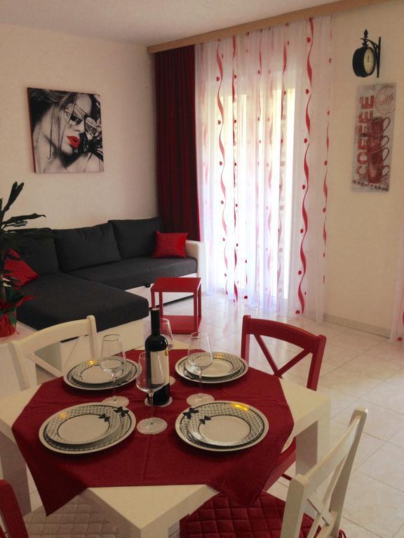 Villa Jasmin Bol Luaran gambar